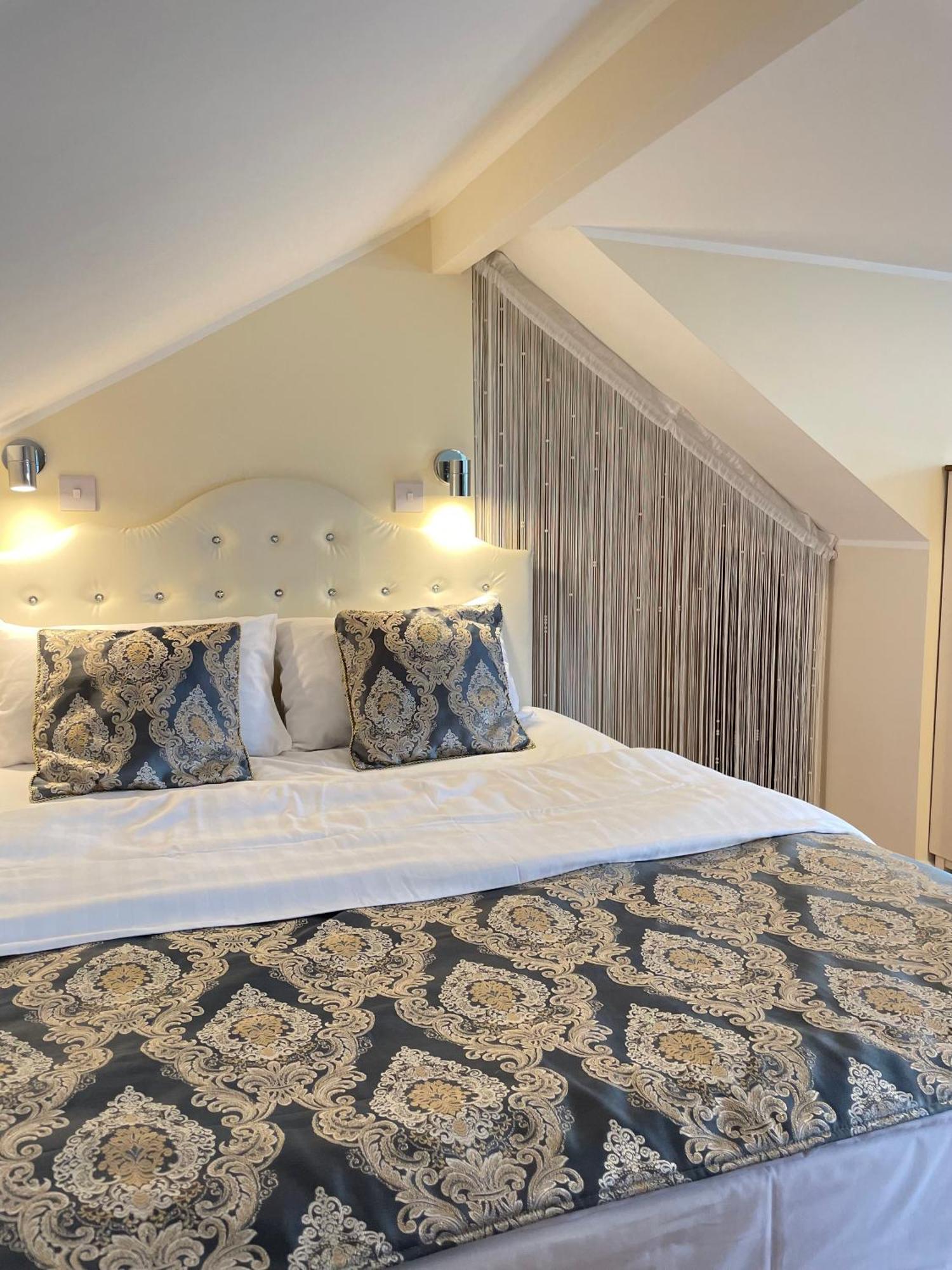 The White Lodge Hotel 赫里福德 外观 照片